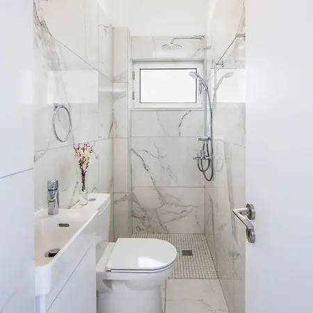 Olivine Pearl 16 * Protaras