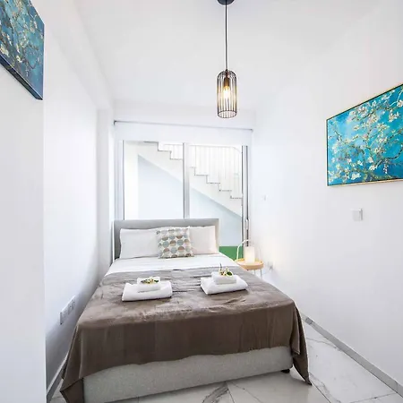 Olivine Pearl 16 Protaras